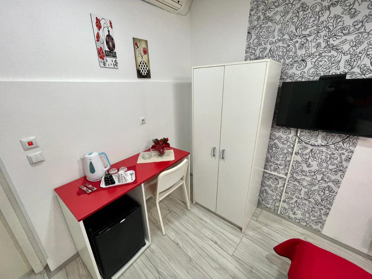Apartmani Aleksandra U Centru Grada 克拉古耶瓦茨 外观 照片
