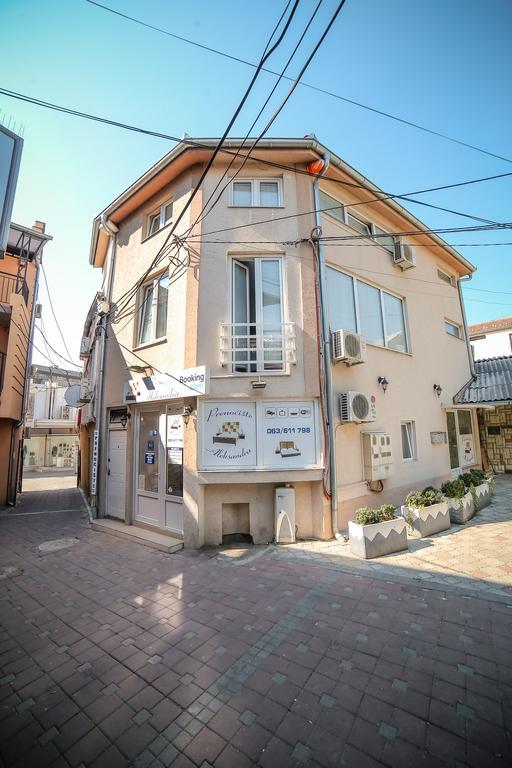 Apartmani Aleksandra U Centru Grada 克拉古耶瓦茨 外观 照片